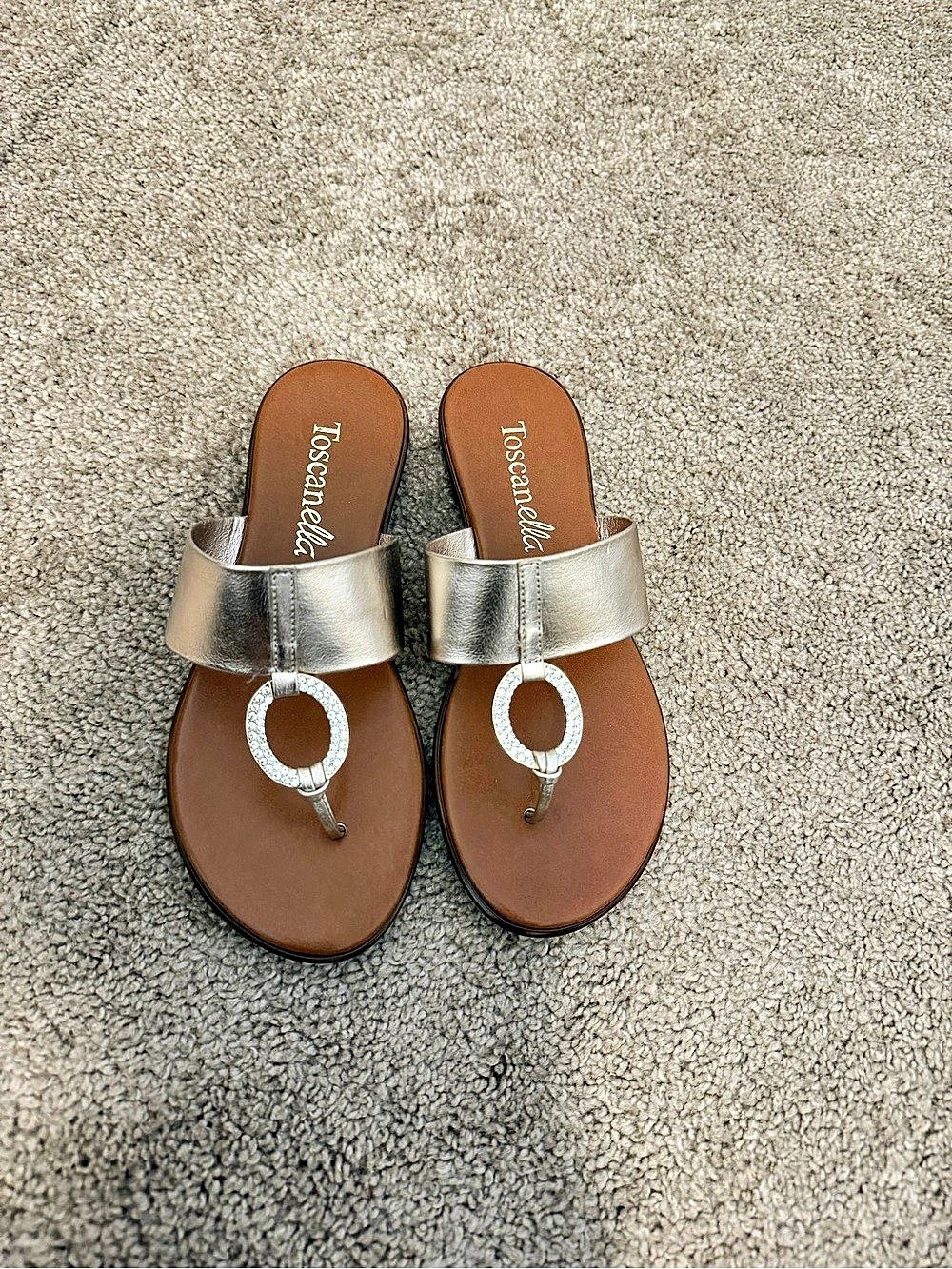 Toscanella Strappy Ring Sandals in Silver & Brown Size US 6